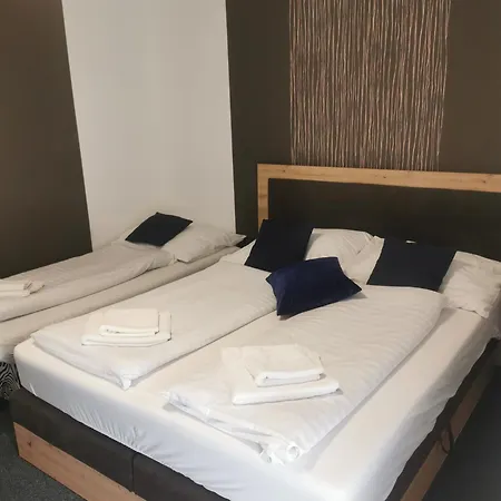 Diana Hotel 3*