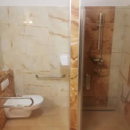Hotel Diana