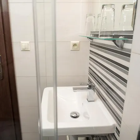 Diana Hotel