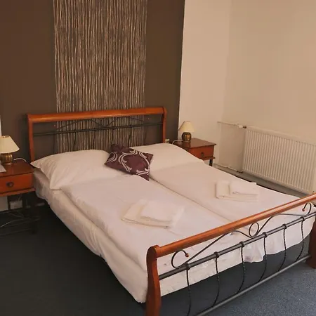 Diana Hotel 3*